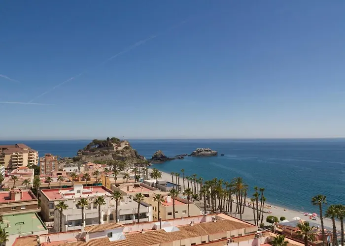 Almuñecar Playa Hotel 4*