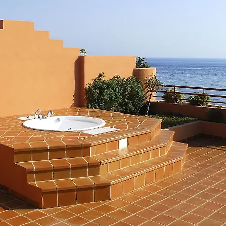 Ibersol & Hotel 4*